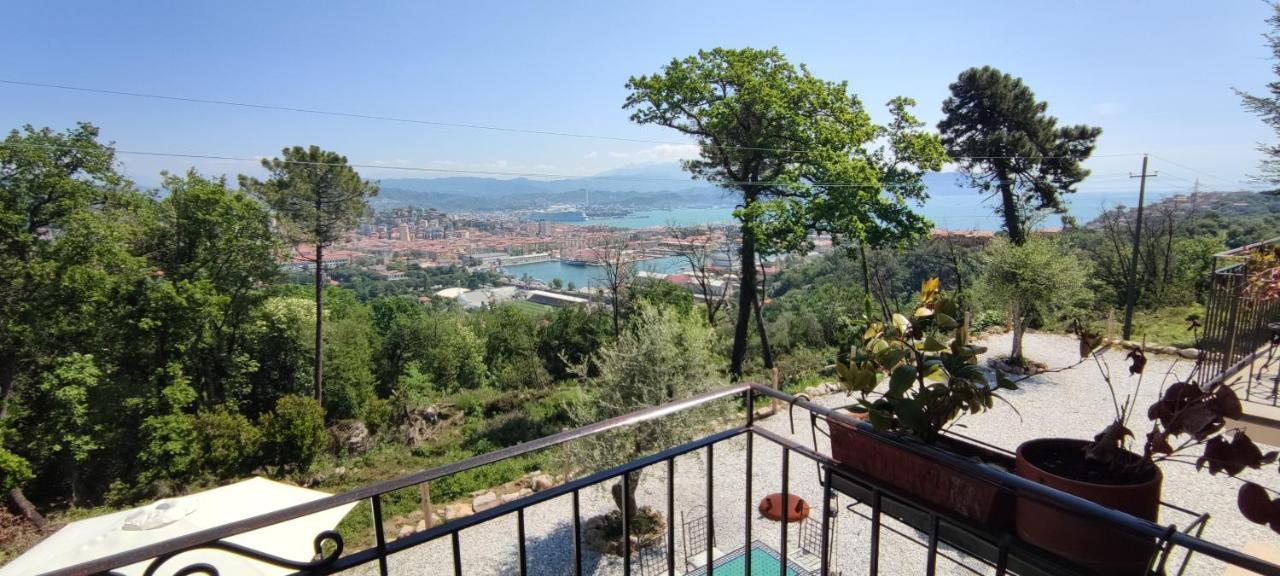 Agriturismo Belvedere 9 Специя Екстериор снимка