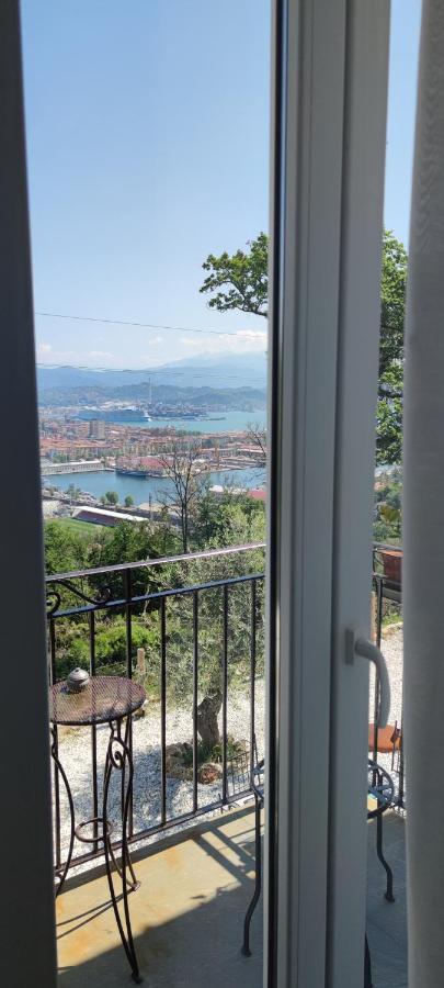 Agriturismo Belvedere 9 Специя Екстериор снимка